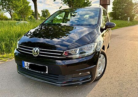 VW Touran Volkswagen 2.0 TDI SCR (BlueMotion Technology) DSG SOU
