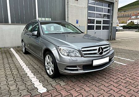 Mercedes-Benz C 200 T CGI BlueEfficiency