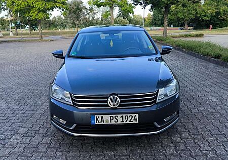 VW Passat Volkswagen Diesel 2.0 TDI BlueMotio Tech Sehr gepflegt