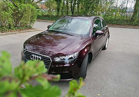 Audi A1 1.2 TFSI S line Sportpaket