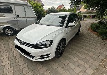 VW Golf Volkswagen 1.6 TDI BlueMotion Technology Lounge