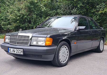 Mercedes-Benz 190 gebraucht kaufen Mercedes-Benz 190 2.5 Turbo Diesel Automatik Leder H-Zulassung SSD