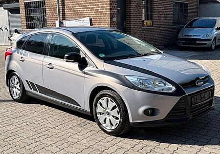 Ford Focus 1,6 Klima sehr gepflegt