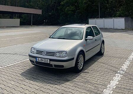 VW Golf Volkswagen 1.4