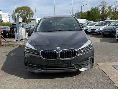 BMW 218 218 i Advantage AUT+TEILEDER+NAVI+LED+KAM