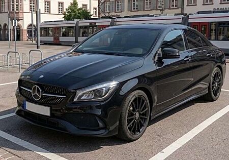 Mercedes-Benz CLA 180 7G-DCT AMG Line