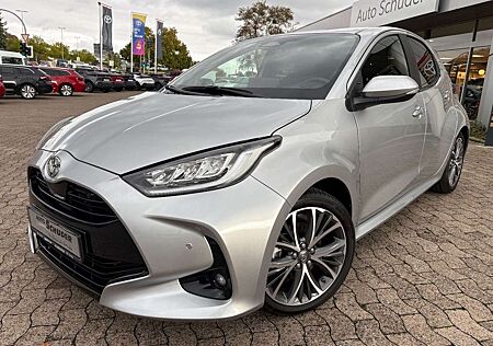 Toyota Yaris Hybrid Style **JAHRESWAGEN**