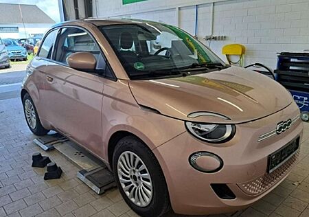 Fiat 500E 320 Km Reichweite Navi - Klimaautomatik
