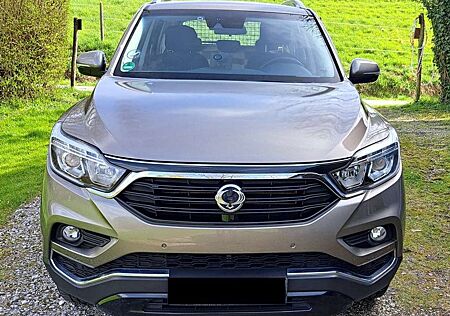 SsangYong Rexton 2.2 e-XDi 220 4WDAut. Crystal