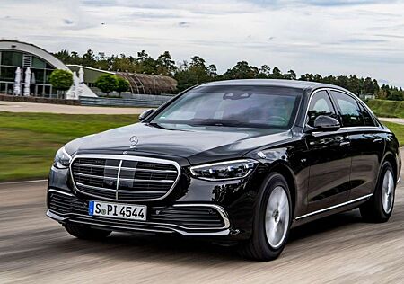 Mercedes-Benz S 680 4M GUARD Armored VR10 FULL 2025 MY26