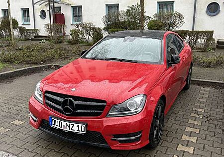 Mercedes-Benz C 250 Coupe Sport 7G-TRONIC