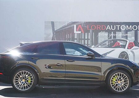 Porsche Cayenne Coupe E-Hybrid Platinum*Luft*