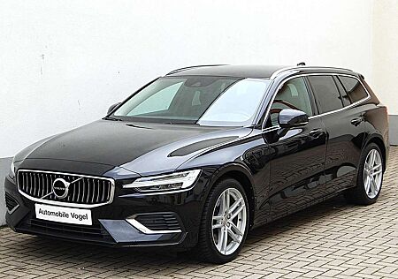 Volvo V60 T6 Recharge AWD Inscription -sehr gepflegt-