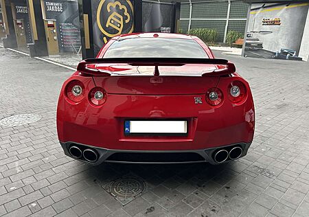 Nissan GT-R Black Edition