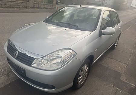 Renault Clio Thalia. 1.2 16V 75 Collection