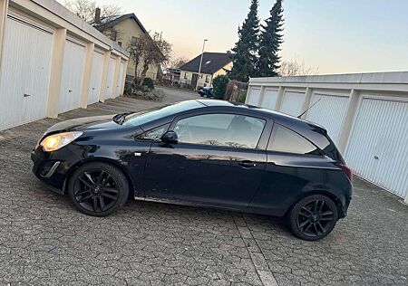 Opel Corsa Color Edition