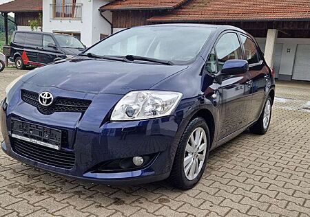 Toyota Auris Executive