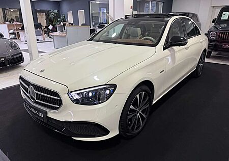 Mercedes-Benz E 300 de 4M 9G*BI-COLOR*DESIGNO*360*PANO*BURM*