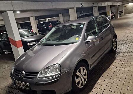 VW Golf Volkswagen 1.9 TDI Trendline