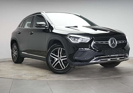Mercedes-Benz GLA 220 d 8G-DCT Progressive