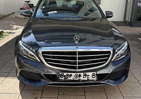 Mercedes-Benz C 200 CGI (205.042)