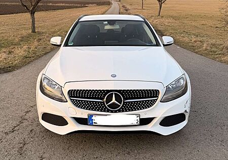 Mercedes-Benz C 200 (BlueTEC) d T 7G-TRONIC