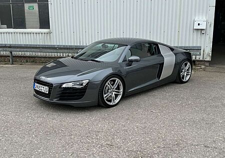 Audi R8 Coupe 4.2 FSI quattro*B&O*DE Fahrzeug*