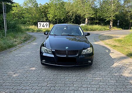 BMW 325i 325 Aut.