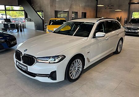BMW 530 e Touring HuD Kamera Laserl. Leder LiveC.