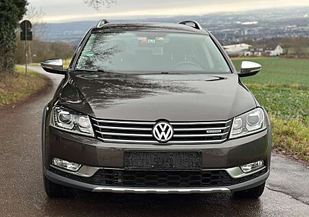 VW Passat Alltrack Volkswagen 2.0 TDI 4Motion DSG BlueMotion Tec