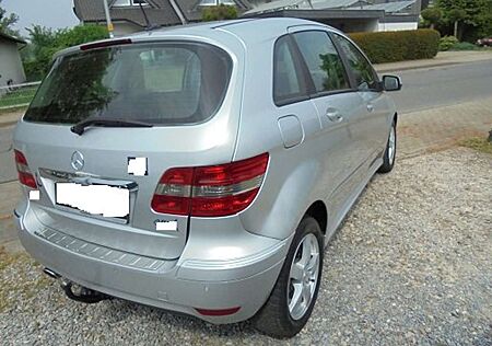 Mercedes-Benz B 180 CDI DPF Automatik-Klima-Leder-AHK