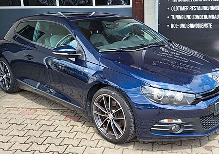 VW Scirocco Volkswagen 1.4 TSI / LIFE / NAVI / XENON / DSG / ANSCHAUEN