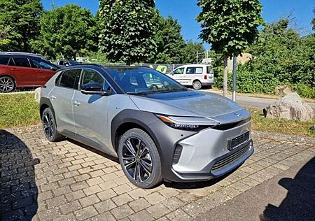 Toyota bZ4X X-MODE Lounge Panorama Navi Memory Sitze Soundsyst