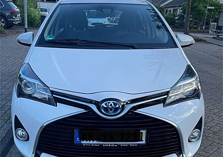 Toyota Yaris Edition-S Hybrid