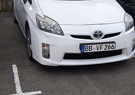 Toyota Prius (Hybrid)