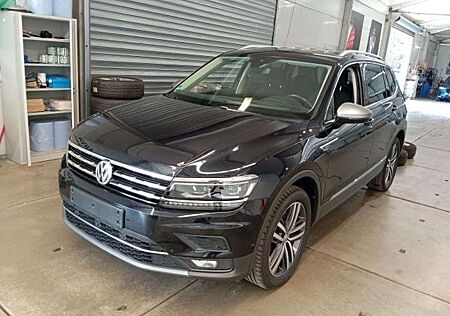 VW Tiguan Allspace Volkswagen 2.0 TDI Highline 4Motion AHK