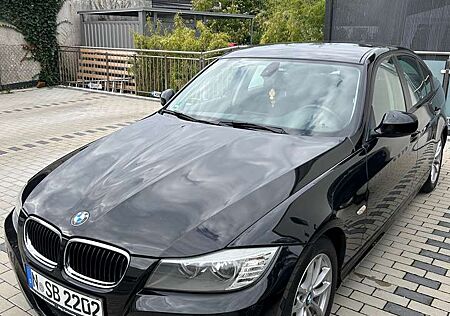 BMW 320d 320 DPF Efficient Dynamics Edition