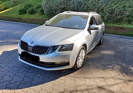 Skoda Octavia Ambition DSG|AHK|ACC|Navi|SmartLink|PDC