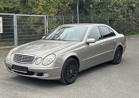 Mercedes-Benz E 320 Leder*Navi*BiXenon*Shz*PDC*GEPFLEGT