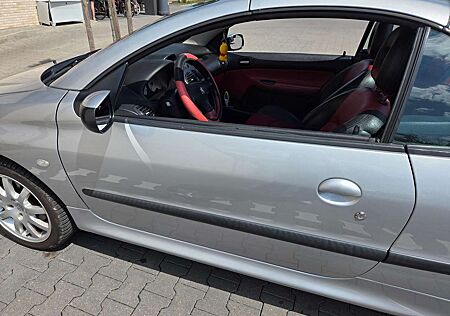 Peugeot 206 CC 135 Platinum