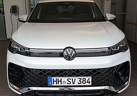 VW Tiguan Volkswagen +2.0+TDI+SCR+DSG R-line