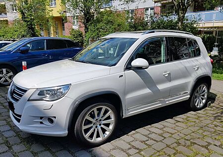 VW Tiguan Volkswagen Diesel 2.0 TDI DPF Automatik Sport R-Line