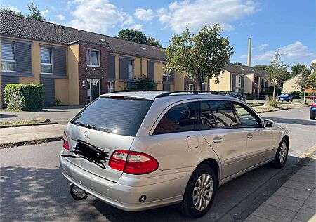 Mercedes-Benz E 200 T Kompressor Automatik Classic Lpg Ahk Navi
