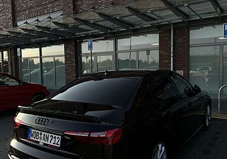 Audi A4 40 TDI S tronic