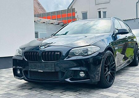 BMW 530 d *xDrive* M-Paket* PANO* HDD*
