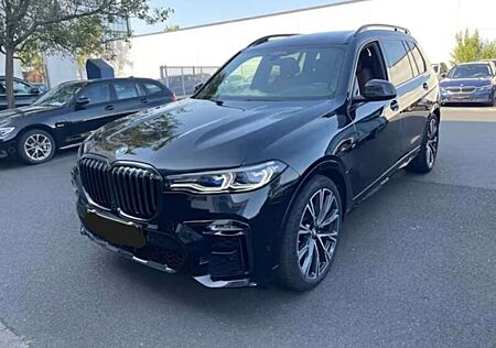 BMW X7 M 50i A xDr Laser ACC AHK DAB Hifi 7-Sitzer