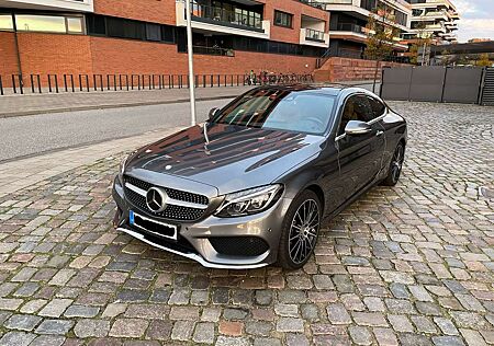 Mercedes-Benz C 300 Coupe 7G-TRONIC AMG Line+Airmatic+HUD+Pano+Memory