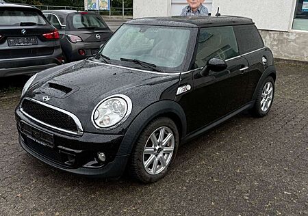 Mini Cooper S 50 MAYFAIR Pano H&K Leder Xenon