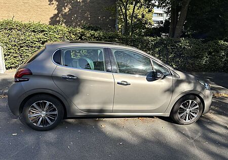 Peugeot 208 PureTech 110 Stop & Start EAT6 Allure