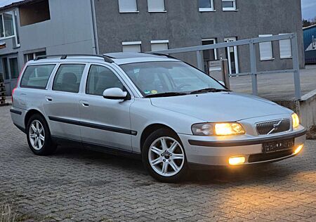 Volvo V70 2.4 (125kW)
